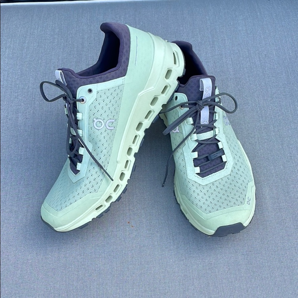 Women’s On Running Shoes - Size 11